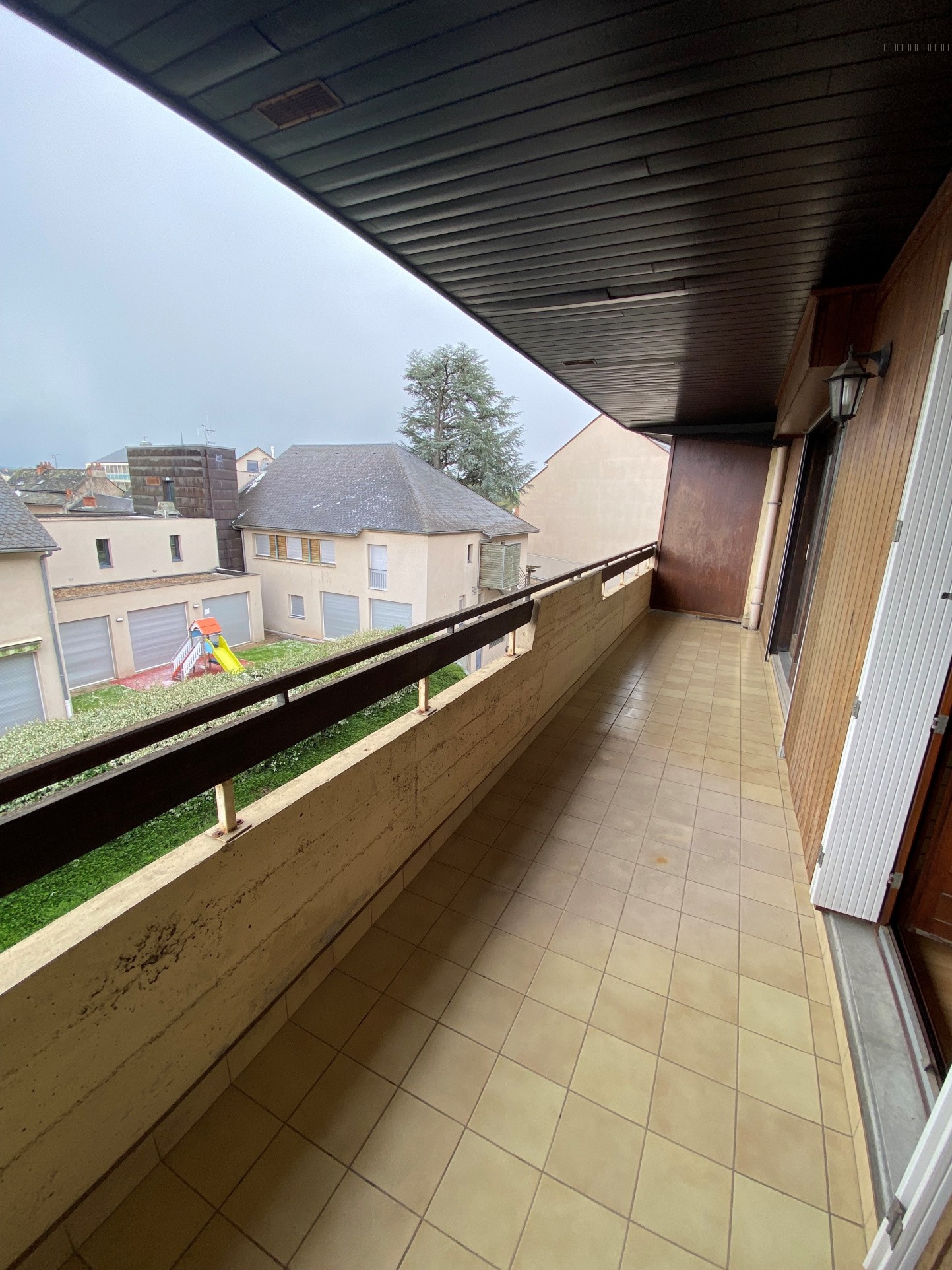 TYPE 1 BIS AVEC GARAGE ET BALCON PROCHE IUT — photo 7