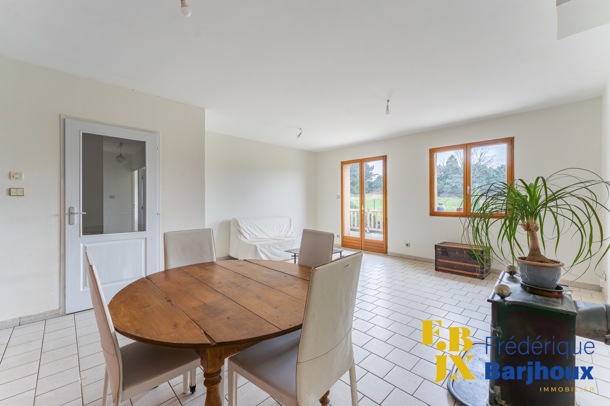 Brindas maison plain pied non mitoyenne 95 m2+s/sol 98 m2 terrain 960 m2 garage — photo 4