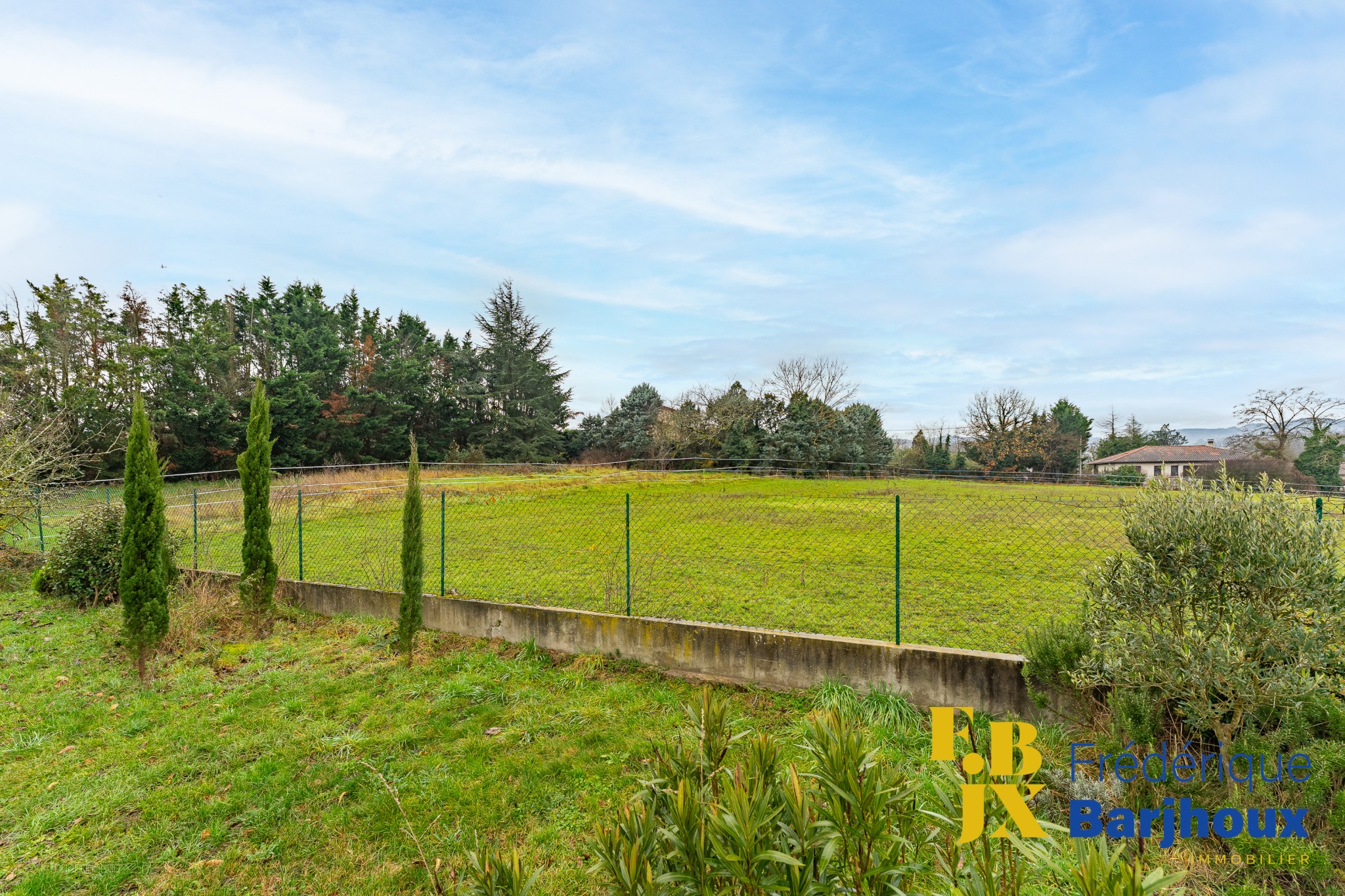 Brindas maison plain pied non mitoyenne 95 m2+s/sol 98 m2 terrain 960 m2 garage — photo 2