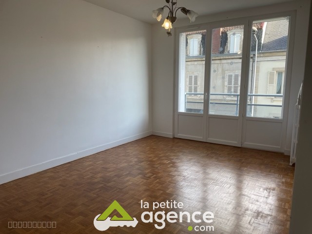 Appartement T3 quartier pont d'Auron avec parking — photo 2