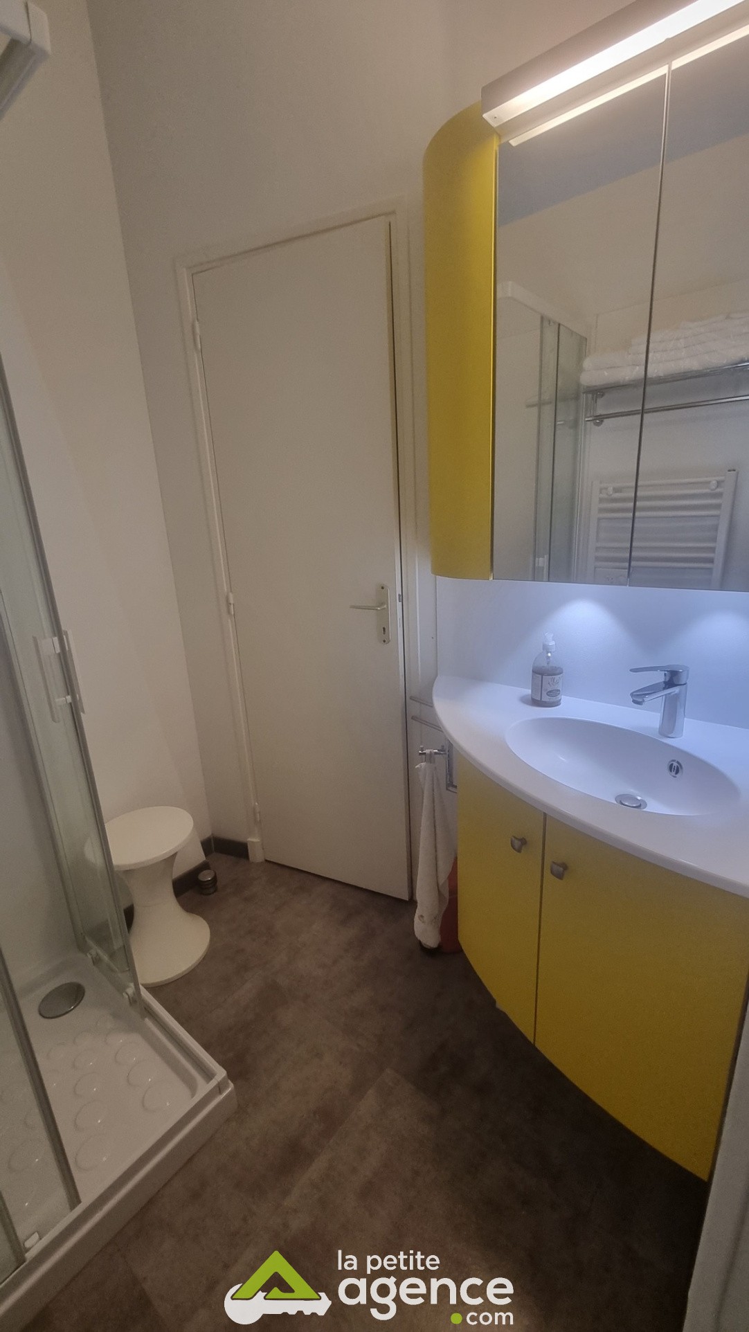 Appartement entièrement meublé — photo 5