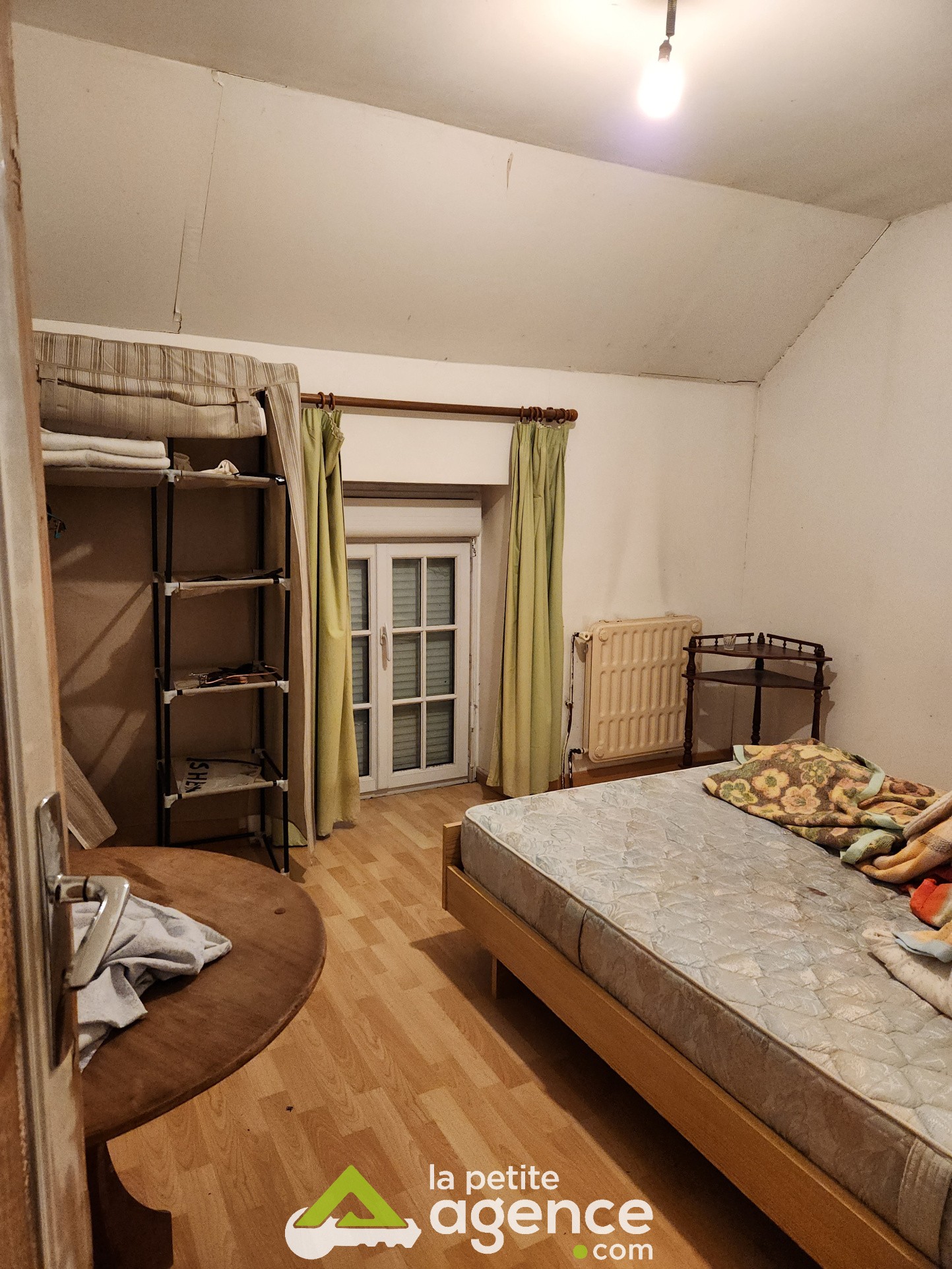 A 5 minutes de DUN SUR AURON, grande maison comprenant 4 chambres et sa grange sur 1652 m2 de terrain, bel emp — photo 8