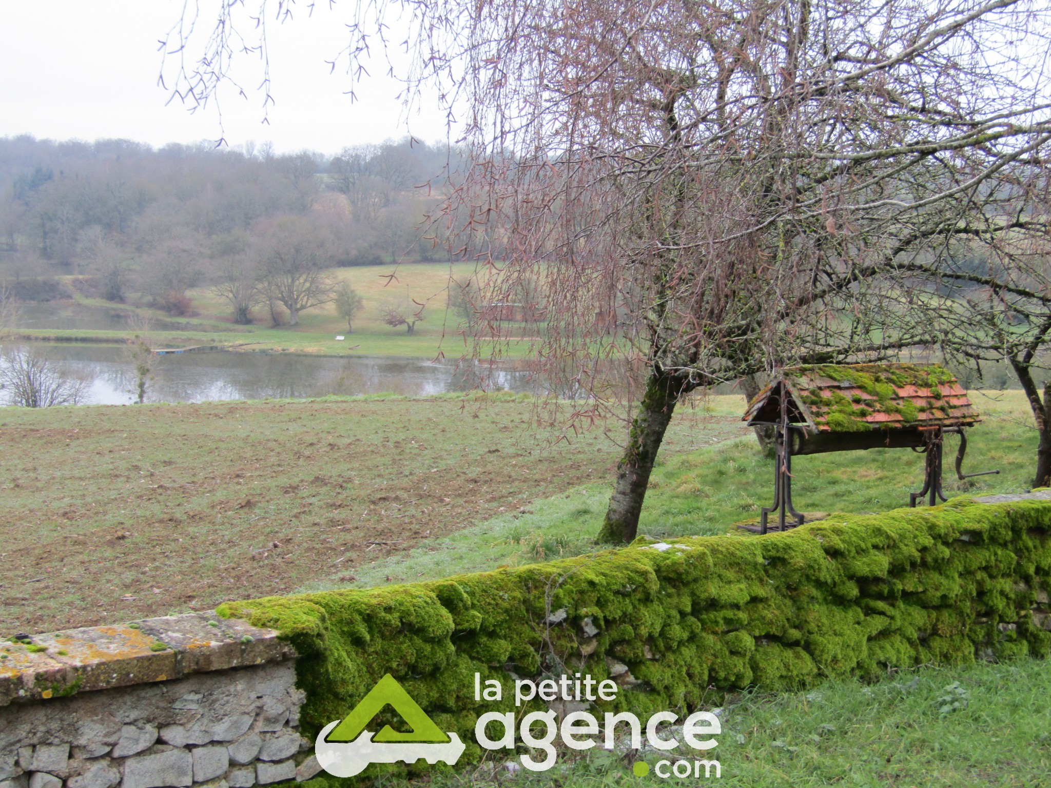 Ferme de 228m2 à acheter à Ourouer-Les-Bourdelins (18) — photo 17