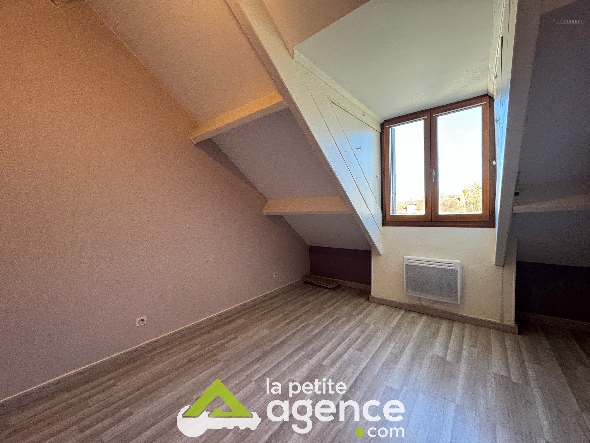 Bourges maison d'environ 130 m2 avec jardin et garage 5 chambres — photo 7