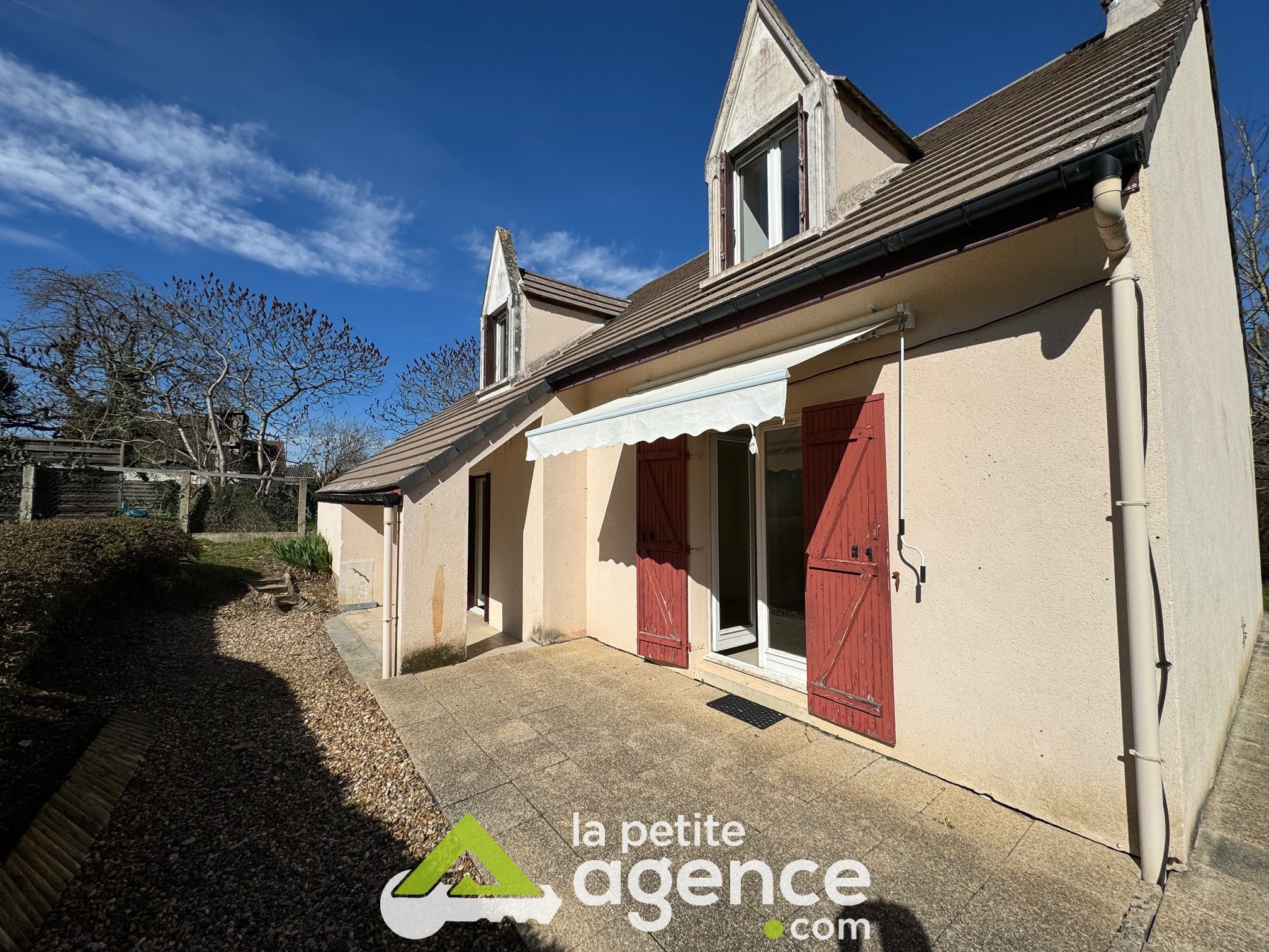 Bourges maison d'environ 130 m2 avec jardin et garage 5 chambres — photo 9