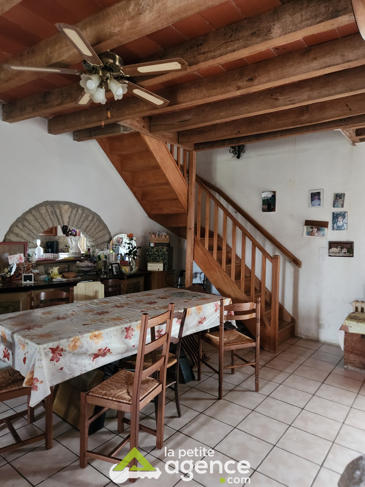 A 5 minutes de DUN SUR AURON, grande maison comprenant 4 chambres et sa grange sur 1652 m2 de terrain, bel emp — photo 3