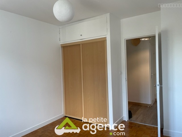 Appartement T3 quartier pont d'Auron avec parking — photo 3