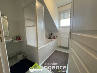 Grande maison 5 chambres quartier de l'hôpital dans quartier calme. — photo 5