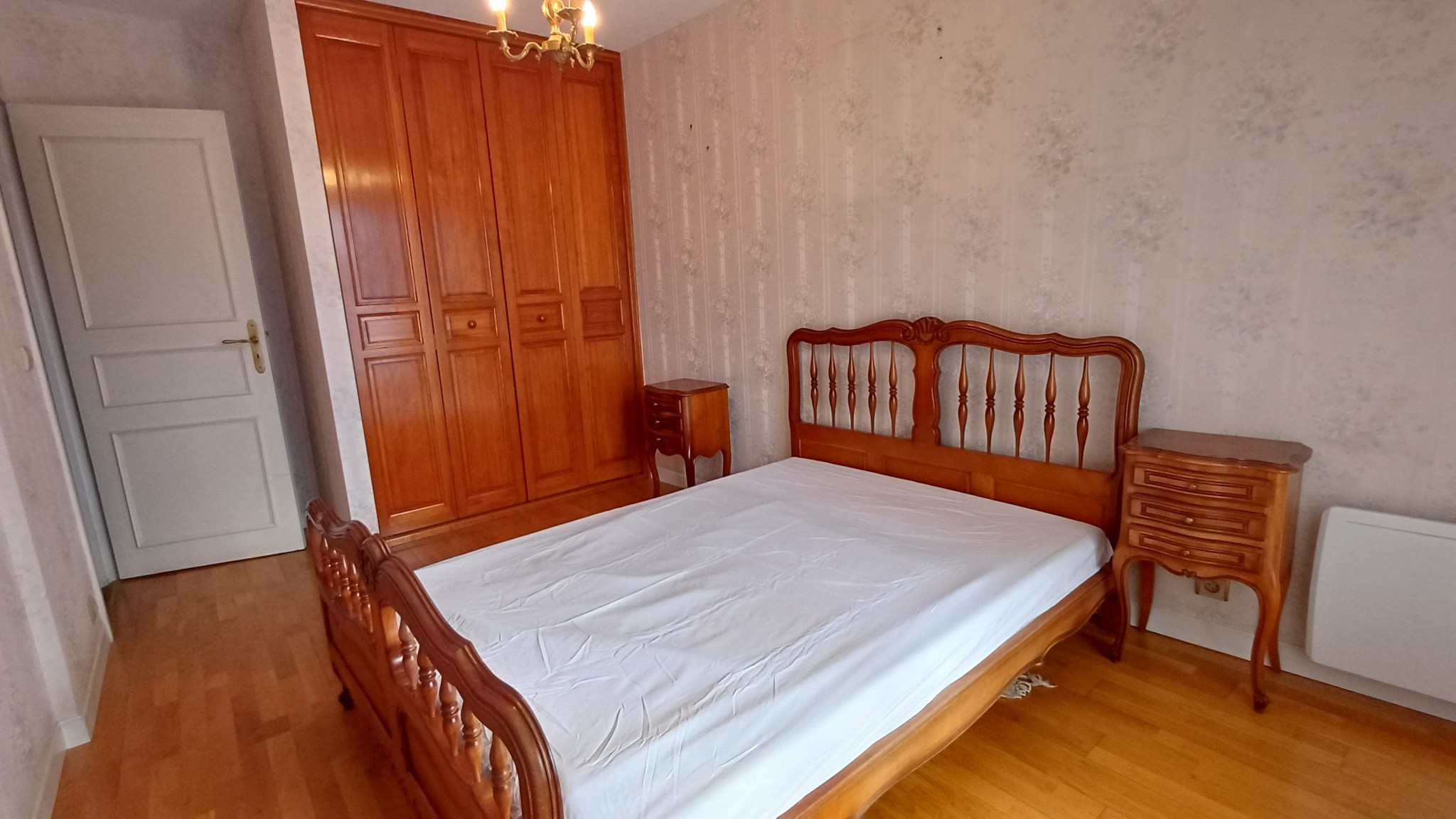 Grand appartement traversant de 105 m2 avec garage et parking   Quartier recherché de Clermont-Ferrand — photo 6