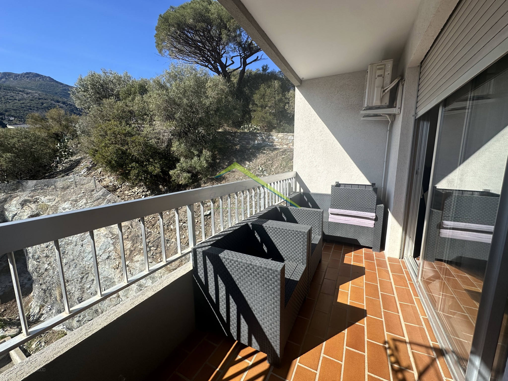 VILLE DI PIETRABUGNO - Studio meublé et équipé avec terrasse, cave, et parking — photo 2