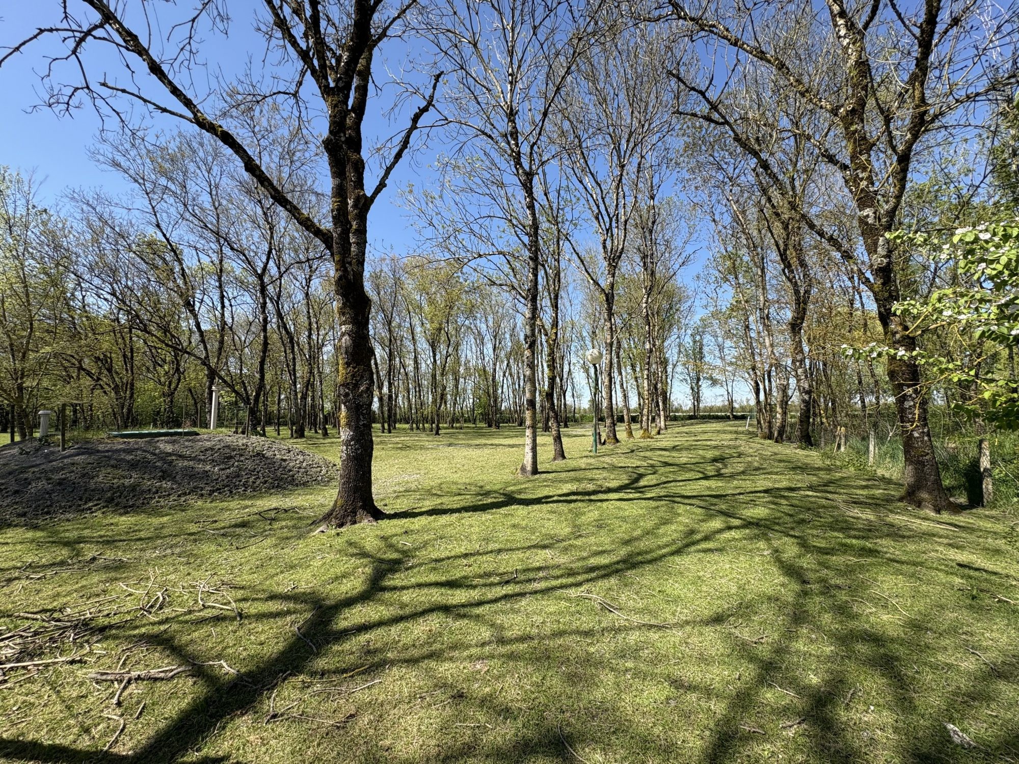 Maison 3 pièces   Jardin, garage, secteur calme   L'Île-d'Elle — photo 10