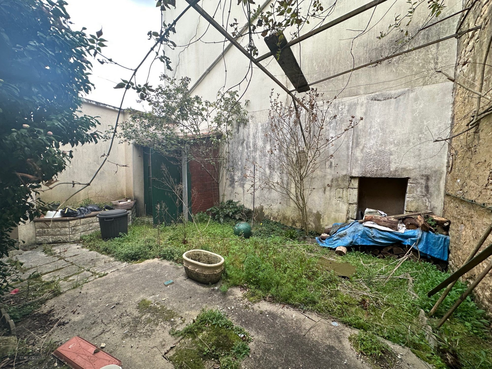 maison à rénover hyper centre Marans — photo 12