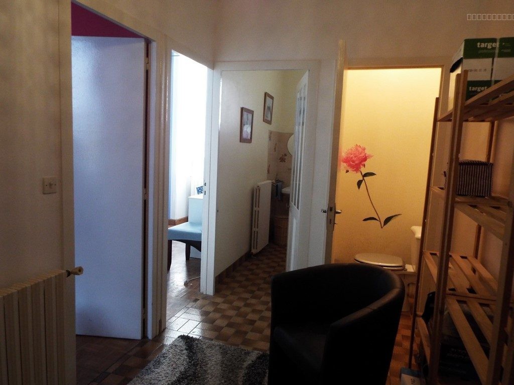 Belle Bâtisse début 16éme siècle — photo 11