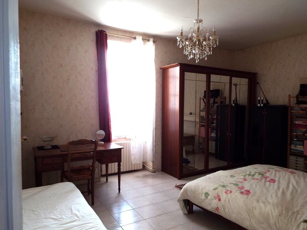 Belle Bâtisse début 16éme siècle — photo 9