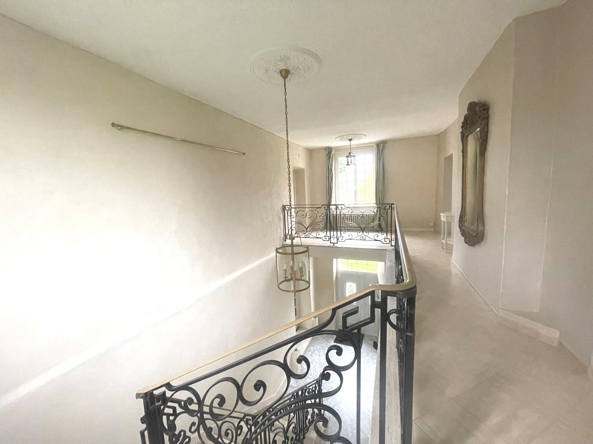 Demeure d'exception 11 pièces et plus de 2 hectares de parc ! — photo 11