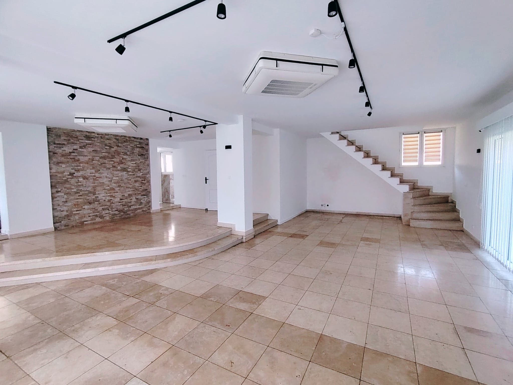 Superbe propriété avec 22000 m2 de terrain — photo 9