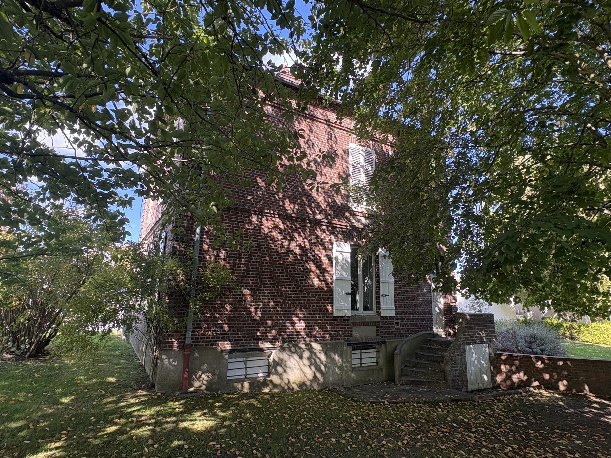 Ancienne bâtiment communal, idéal investisseur ! — photo 10
