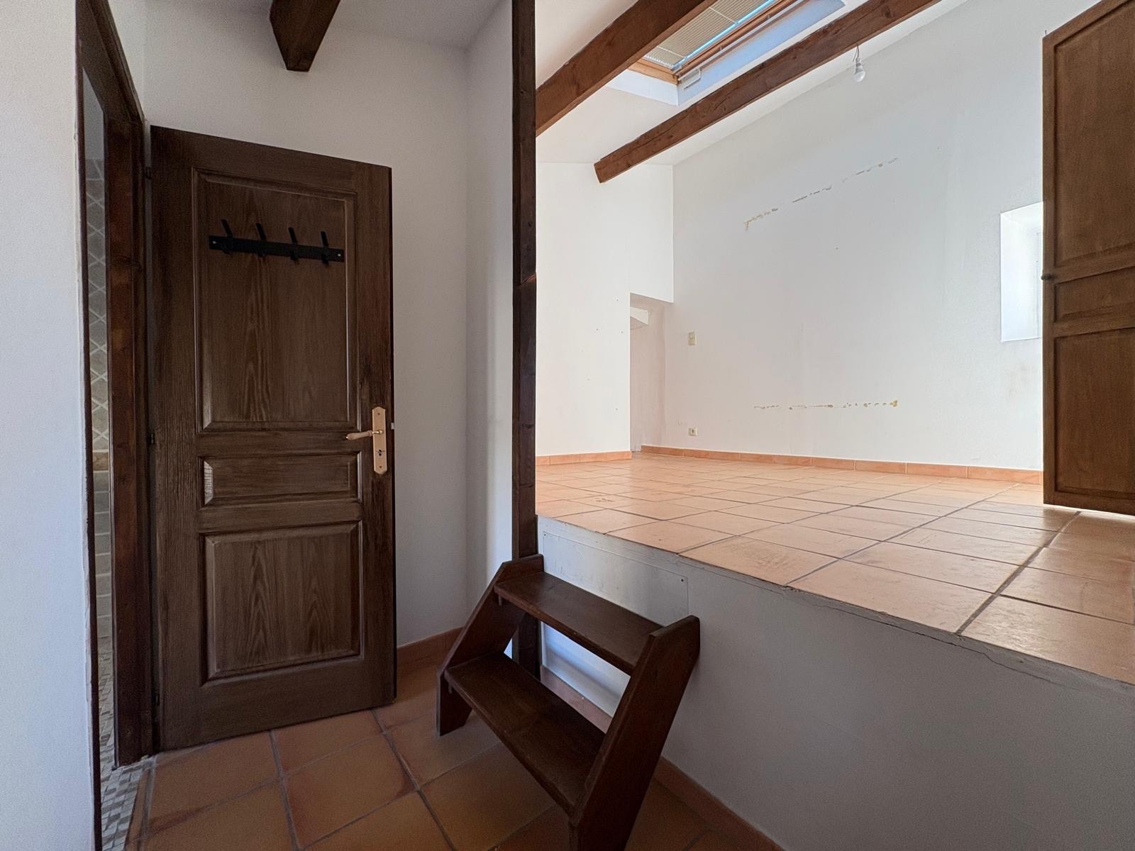 À Louer   Grande Maison de Village T6 avec Cour — photo 15