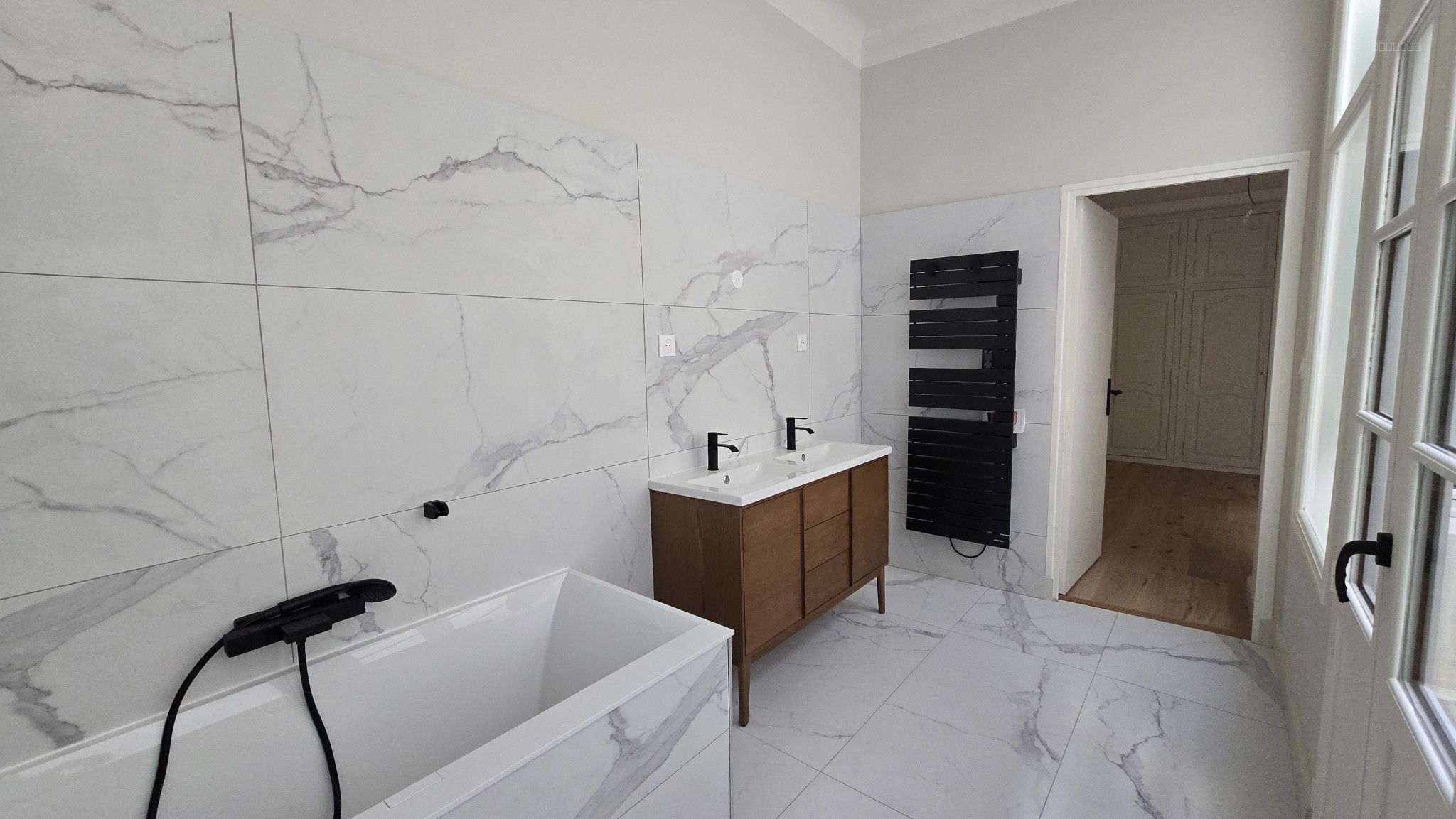 Superbe appartement haussmannien de 162 m2 au coeur du centre-ville de Narbonne — photo 9