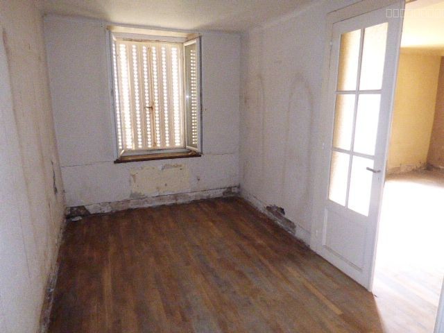 Maison à rénover   Avricourt (57)   110 m2   39 900 € — photo 3