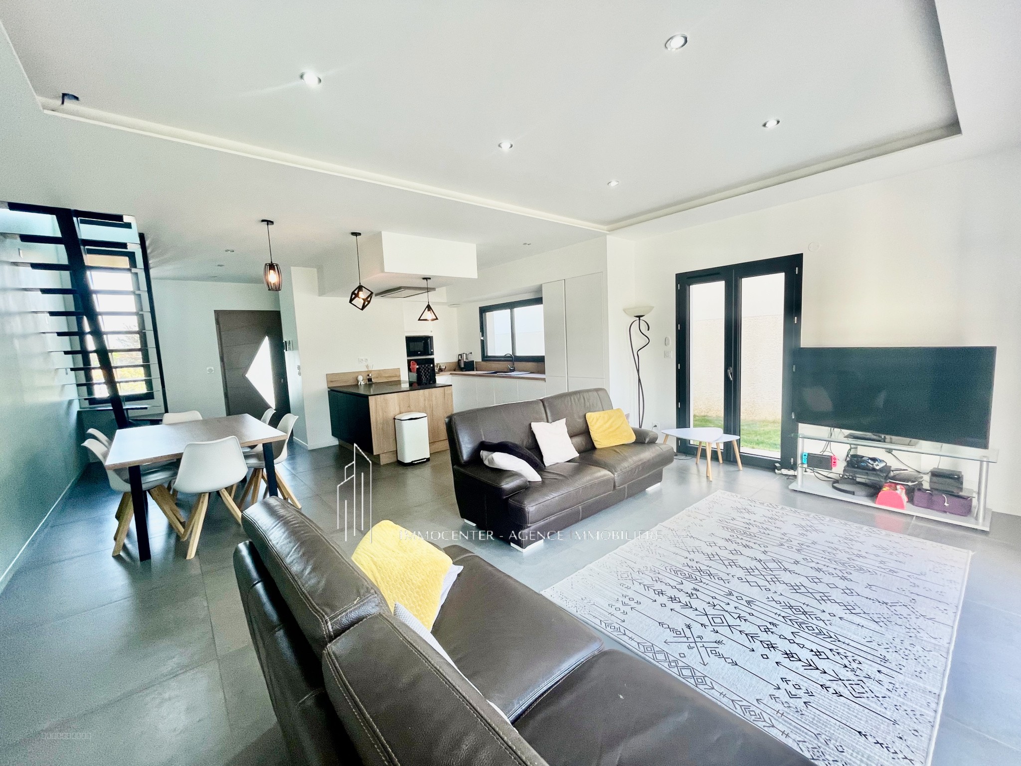 villa Salaise sur sanne — photo 4