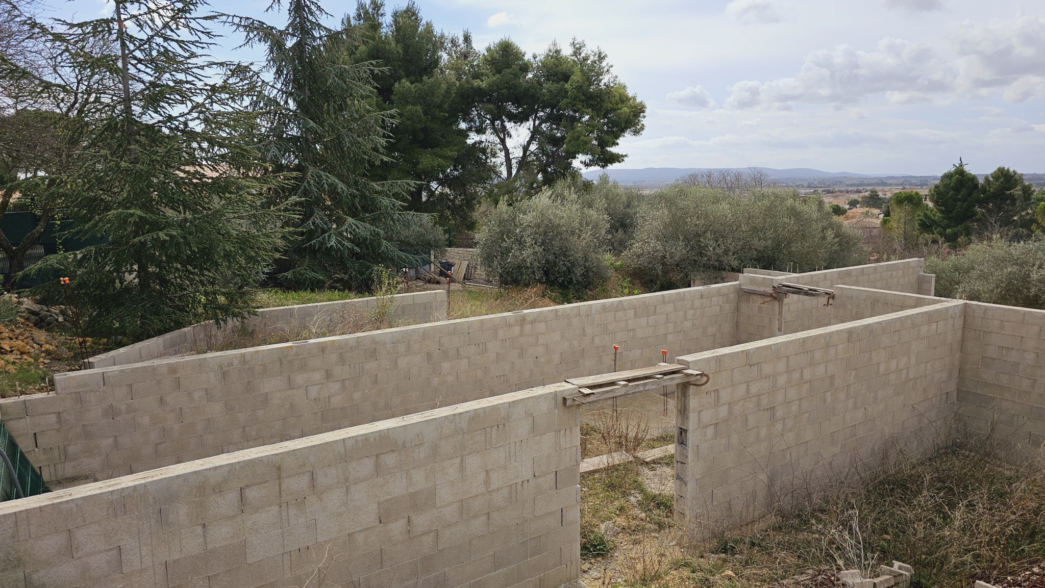 Grand terrain constructible 1352 m2- Quartier prisé sur les hauteurs de Pignan — photo 8
