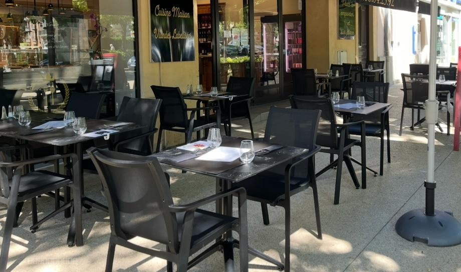 NIMES, CENTRE VILLE, FOND DE COMMERCE, TRAITEURS, CHARCUTERIE, BOUCHERIE, — photo 2