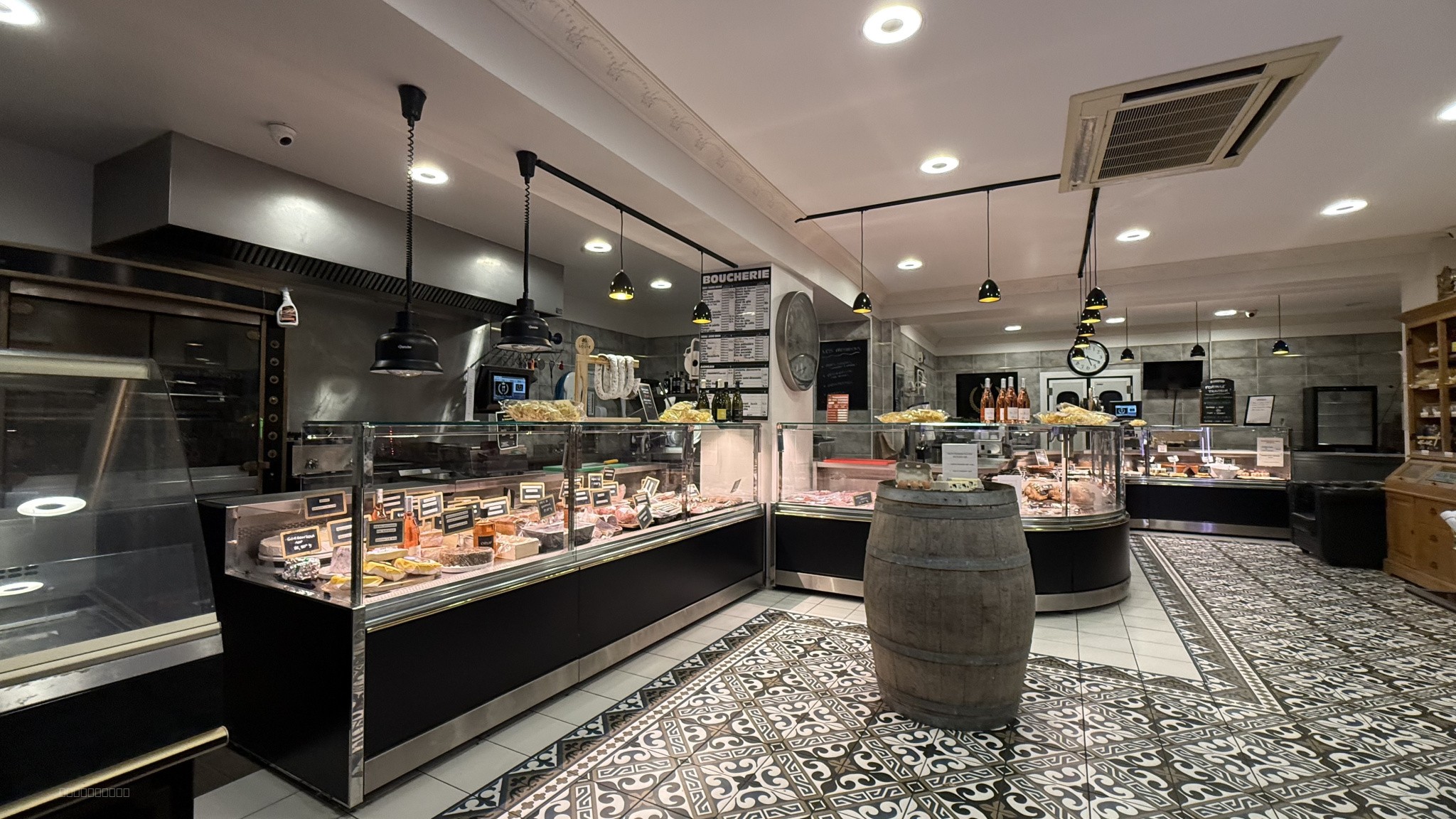 NIMES, CENTRE VILLE, FOND DE COMMERCE, TRAITEURS, CHARCUTERIE, BOUCHERIE, — photo 4