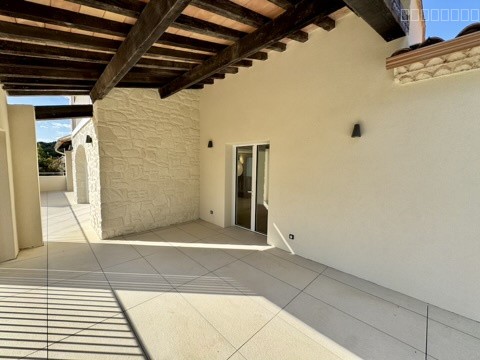 Villa de luxe aux volumes et prestations incroyables sur les hauteurs de Saint-Clément-de-Rivière — photo 15