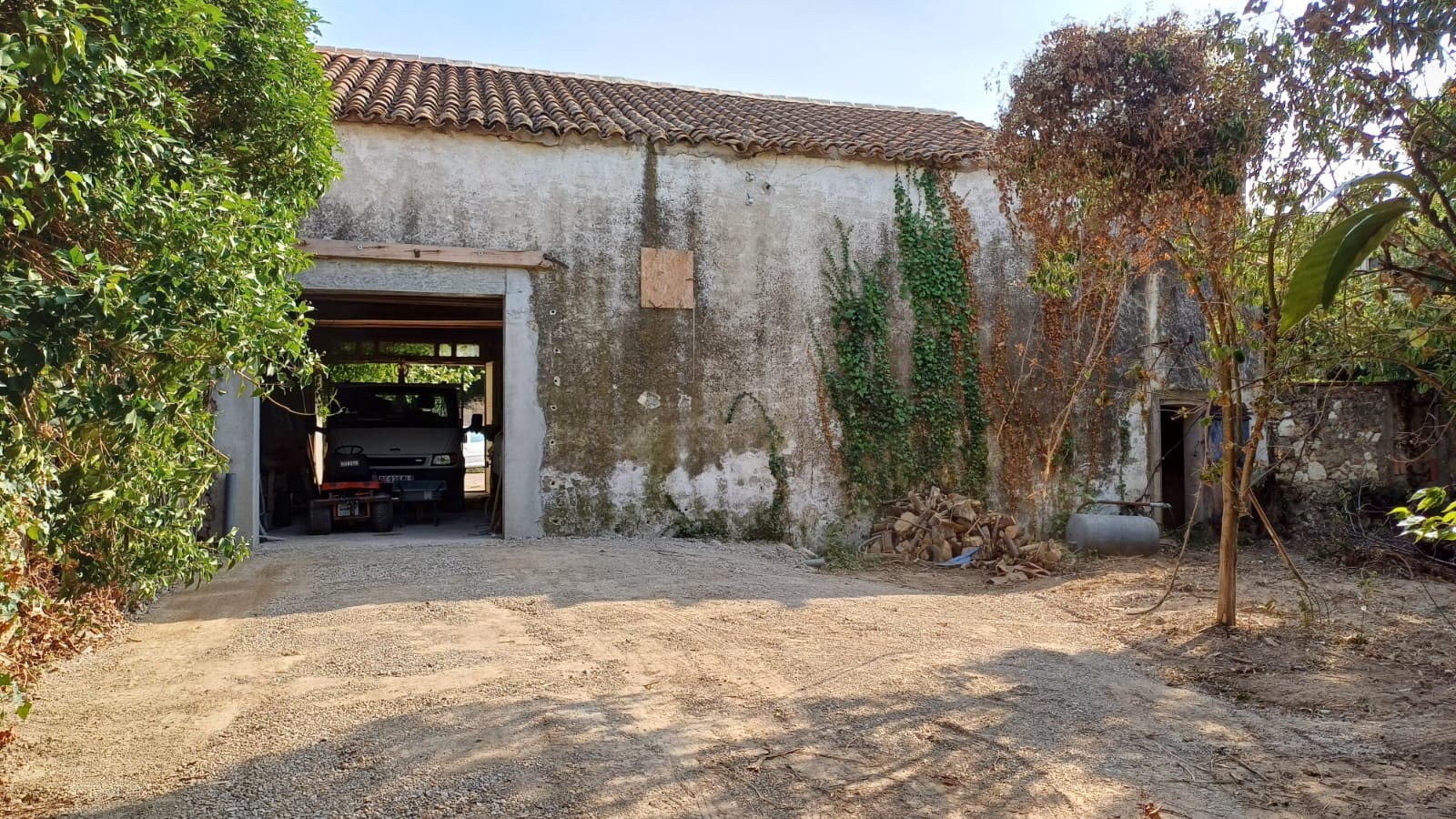 REMISE DE 121M2 - TERRAIN 785M2 -  COURSAN — photo 4