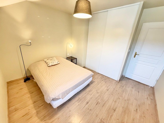 FERNEY-VOLTAIRE 01210, T3 COEUR DE VILLE AVEC BALCON, et GARAGE — photo 14