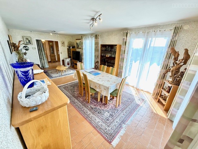 ORNEX 01210, villa individuelle 222m2 avec 4 chambres, bureau + T2, garage, terrain 1002m2 — photo 7