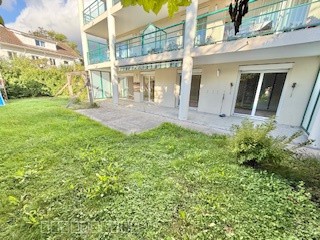 A VENDRE, T4 Divonne les Bains 01220 CENTRE VILLE avec jardin, garage, parking — photo 4