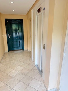 A VENDRE, T4 Divonne les Bains 01220 CENTRE VILLE avec jardin, garage, parking — photo 19