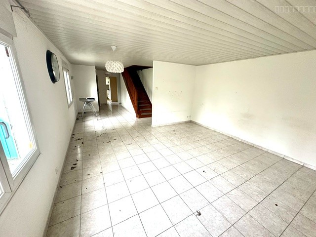 Vente Ornex 01280 Local artisanal + appartement T4 en duplex / Terrain / Parking — photo 13