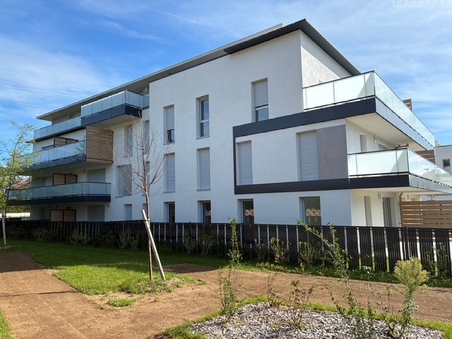 01210 Divonne-les-Bains Appartement T2 ATTIQUE avec terrasse et garage — photo 17