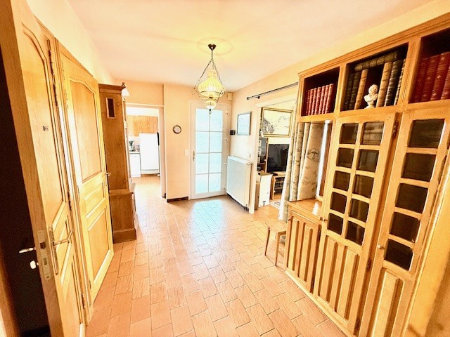 ORNEX 01210, villa individuelle 222m2 avec 4 chambres, bureau + T2, garage, terrain 1002m2 — photo 15