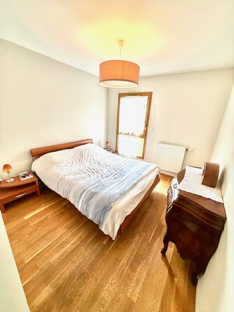 COEUR DE DIVONNE LES BAINS 01220 - T4 TRAVERSANT AVEC TERRASSE + GARAGE DOUBLE, VUE MONT BLANC — photo 15