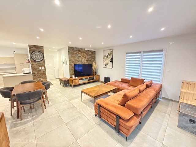 EXCLUSIVITE, MAISON INDIVIDUELLE AVEC TERRASSE et JARDIN A PREVESSIN MOENS à 01280 — photo 6