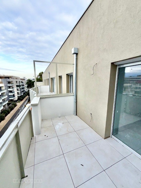 Appartement T3 Rez de Terrasse 69 m2 avec Garage Ferney Voltaire 01210 — photo 4
