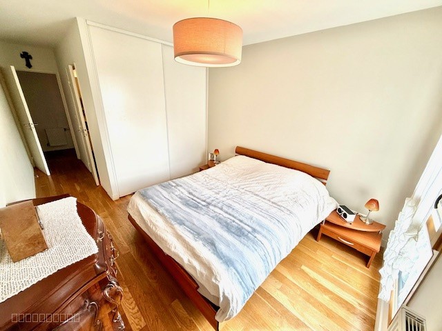 COEUR DE DIVONNE LES BAINS 01220 - T4 TRAVERSANT AVEC TERRASSE + GARAGE DOUBLE, VUE MONT BLANC — photo 14
