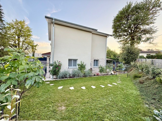 EXCLUSIVITE, MAISON INDIVIDUELLE AVEC TERRASSE et JARDIN A PREVESSIN MOENS à 01280 — photo 3