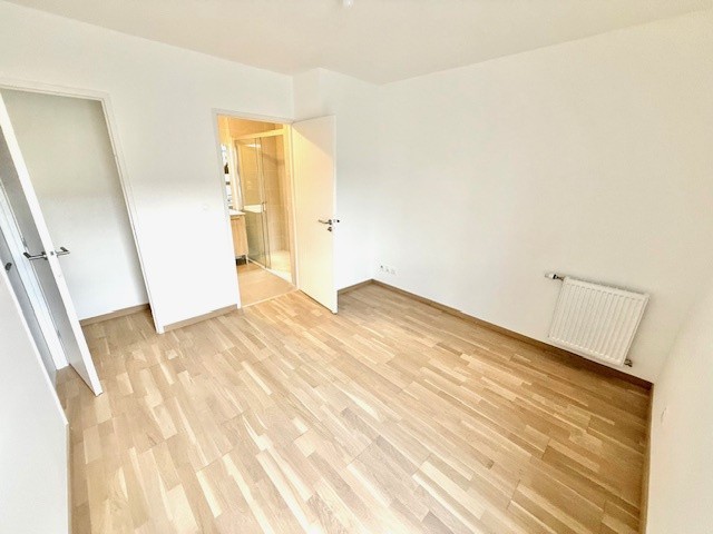 01210 Divonne-les-Bains Appartement T2 ATTIQUE avec terrasse et garage — photo 10