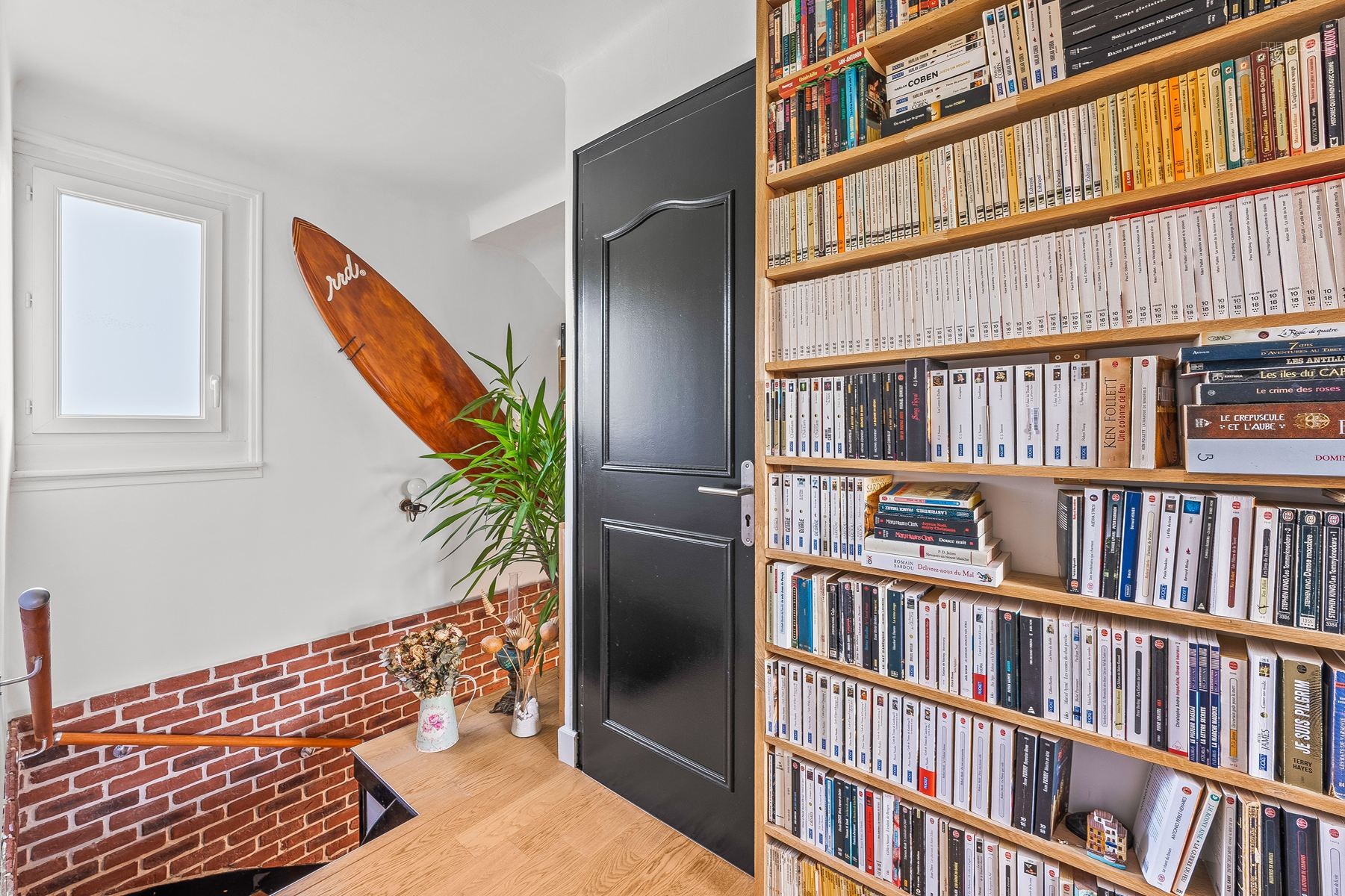 Divonne les Bains, charmante maison individuelle sur 3 niveaux avec un jardin et ruisseau — photo 19