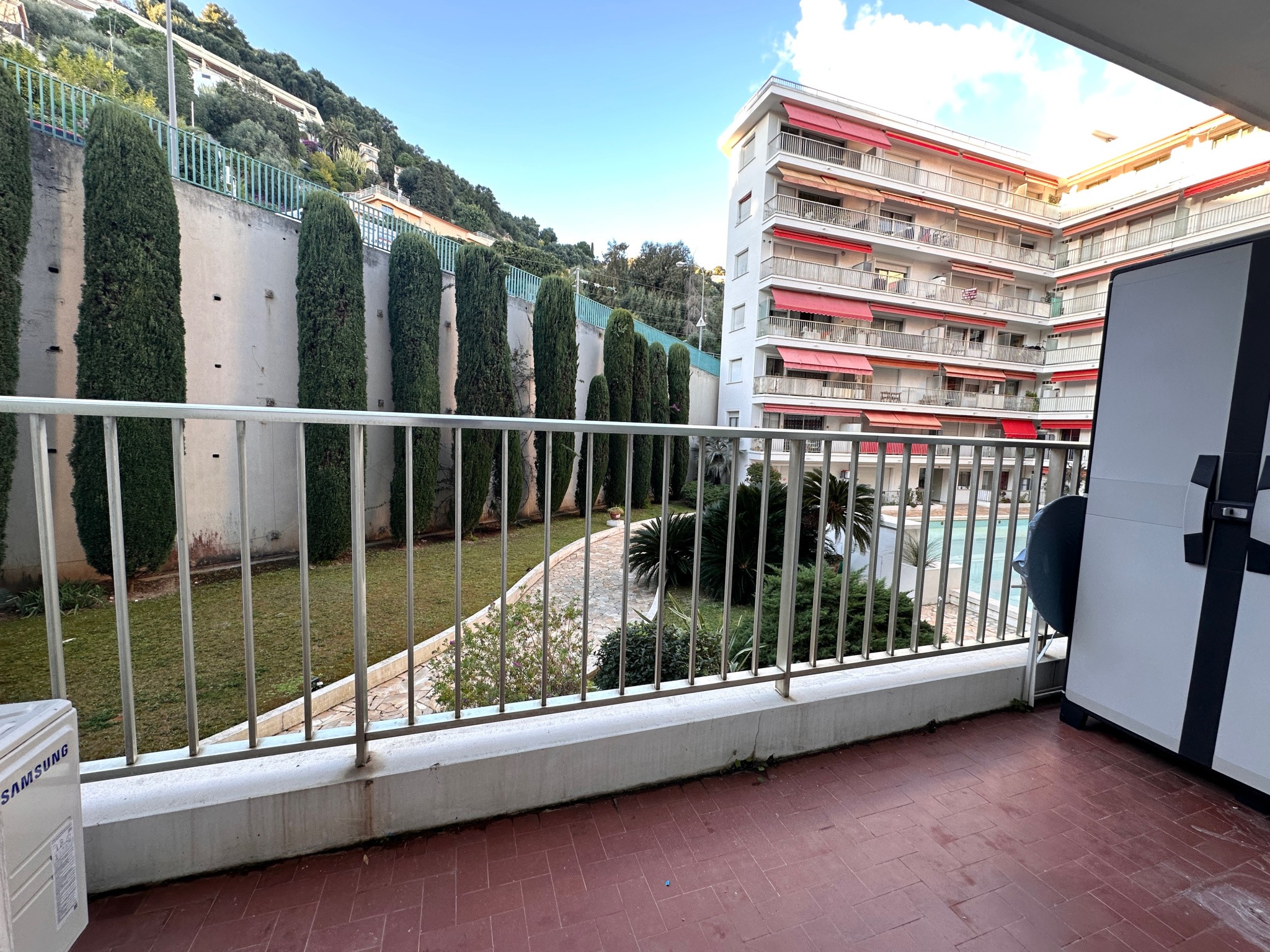 Menton Garavan   Appartement 3 pièces 74,26 m2 à rénover. Terrasse, cave, parking privatif. Fort potentiel! — photo 7
