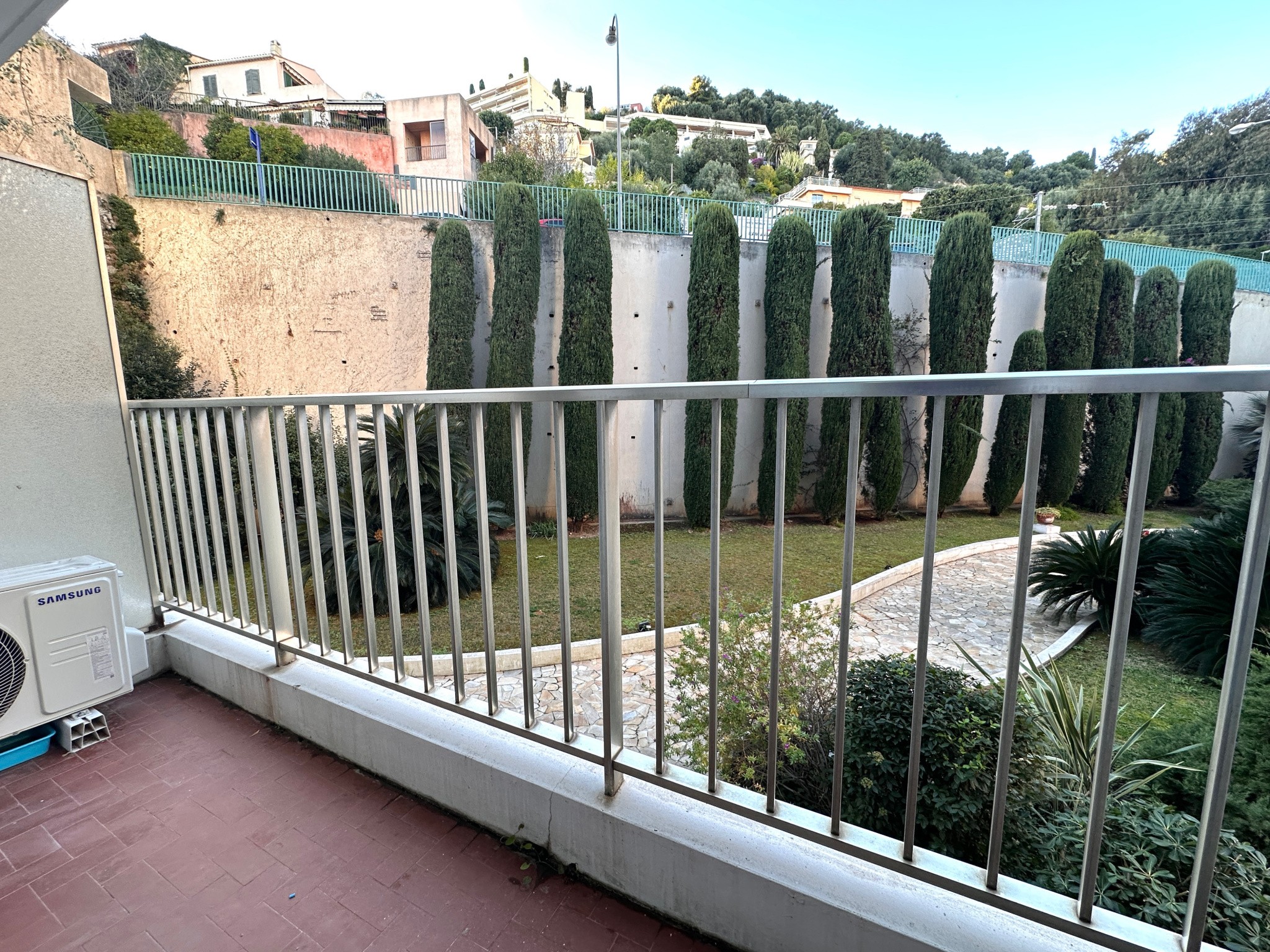 Menton Garavan   Appartement 3 pièces 74,26 m2 à rénover. Terrasse, cave, parking privatif. Fort potentiel! — photo 6