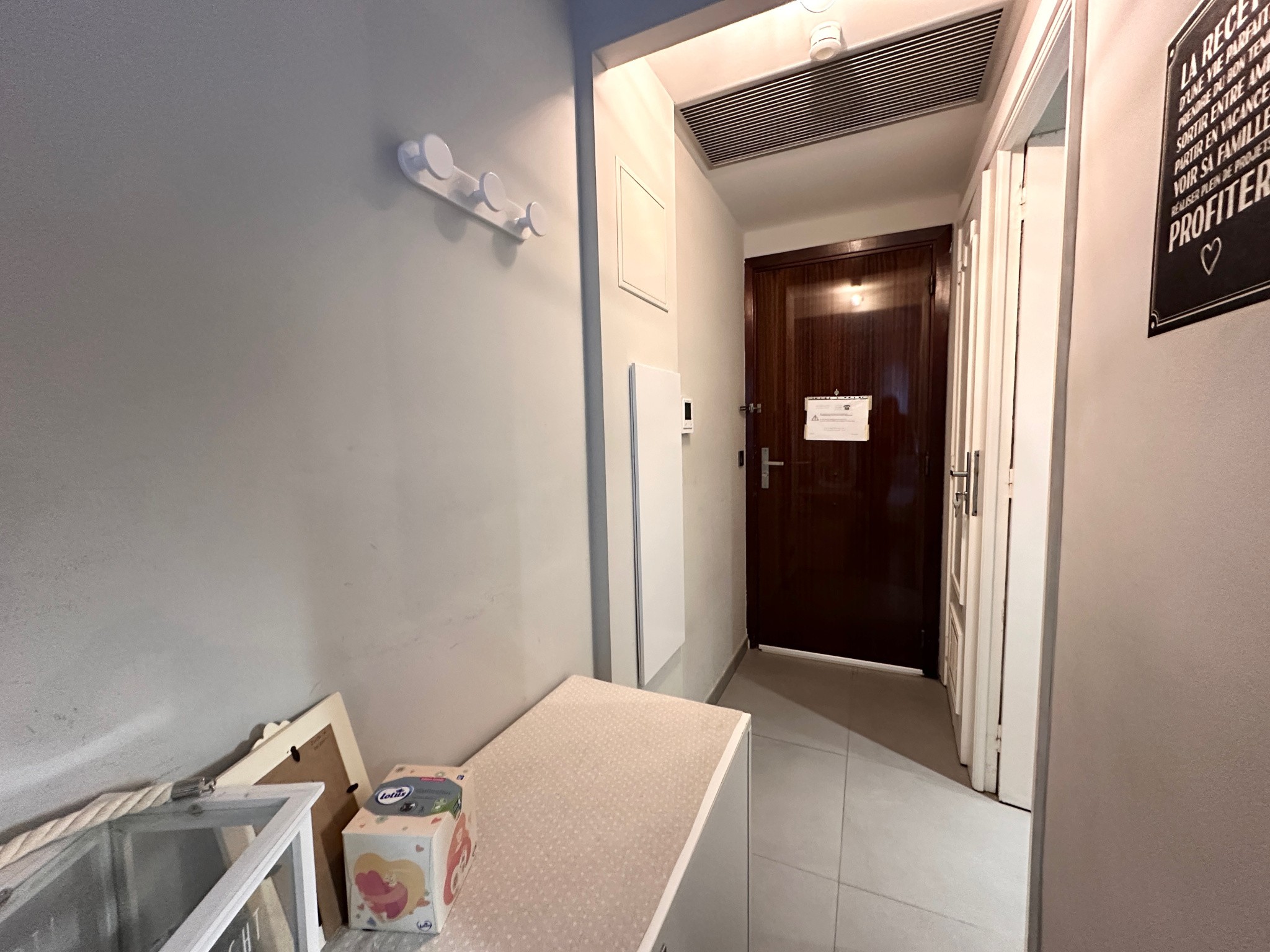 Menton Garavan   Appartement 3 pièces 74,26 m2 à rénover. Terrasse, cave, parking privatif. Fort potentiel! — photo 10