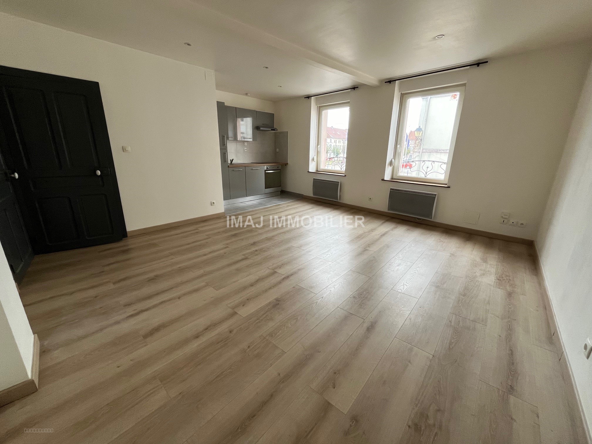 Bruyères, appartement F2 rénové — photo 2