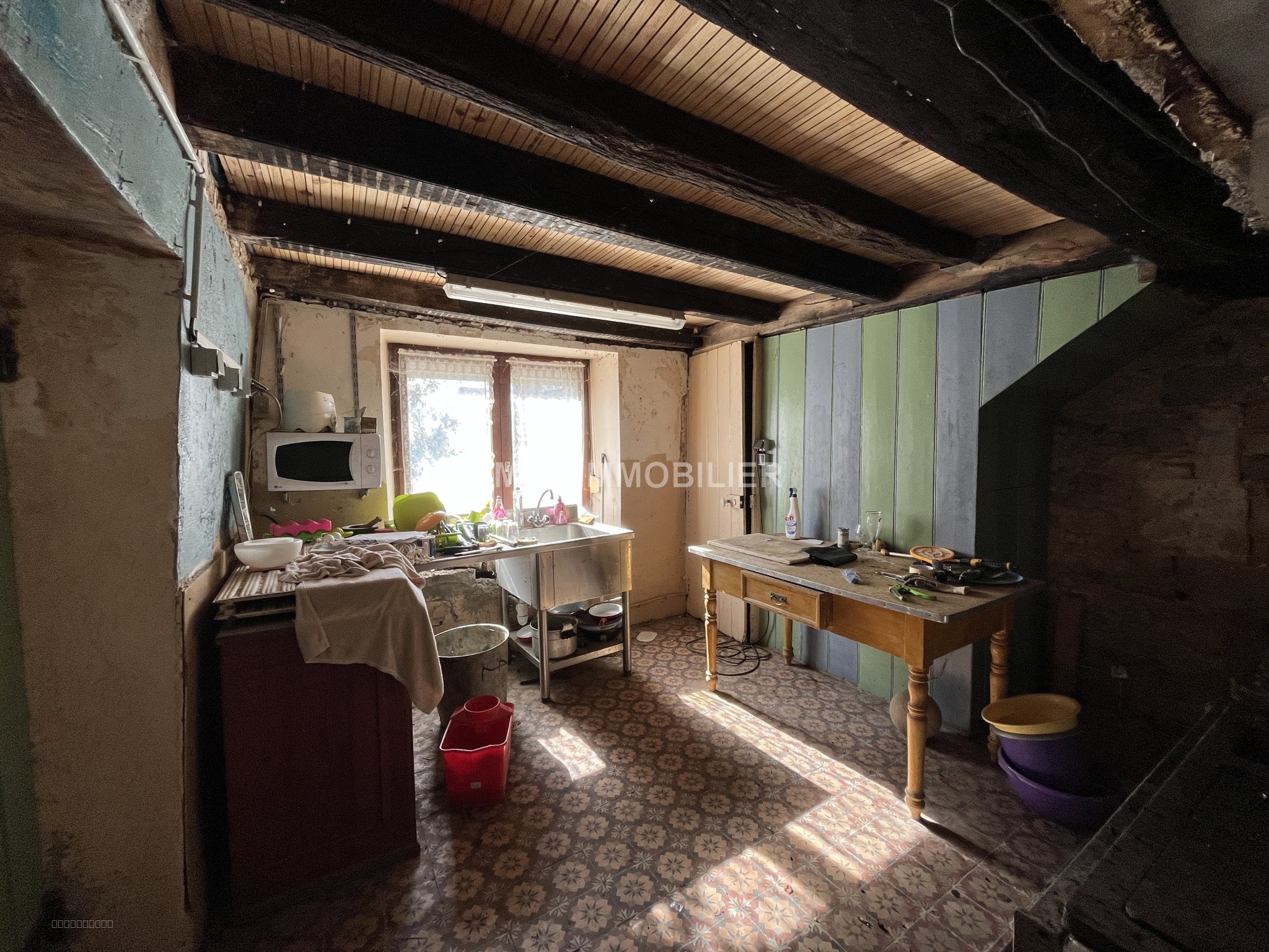 Maison à rénover - 10 pièces avec dépendances — photo 2