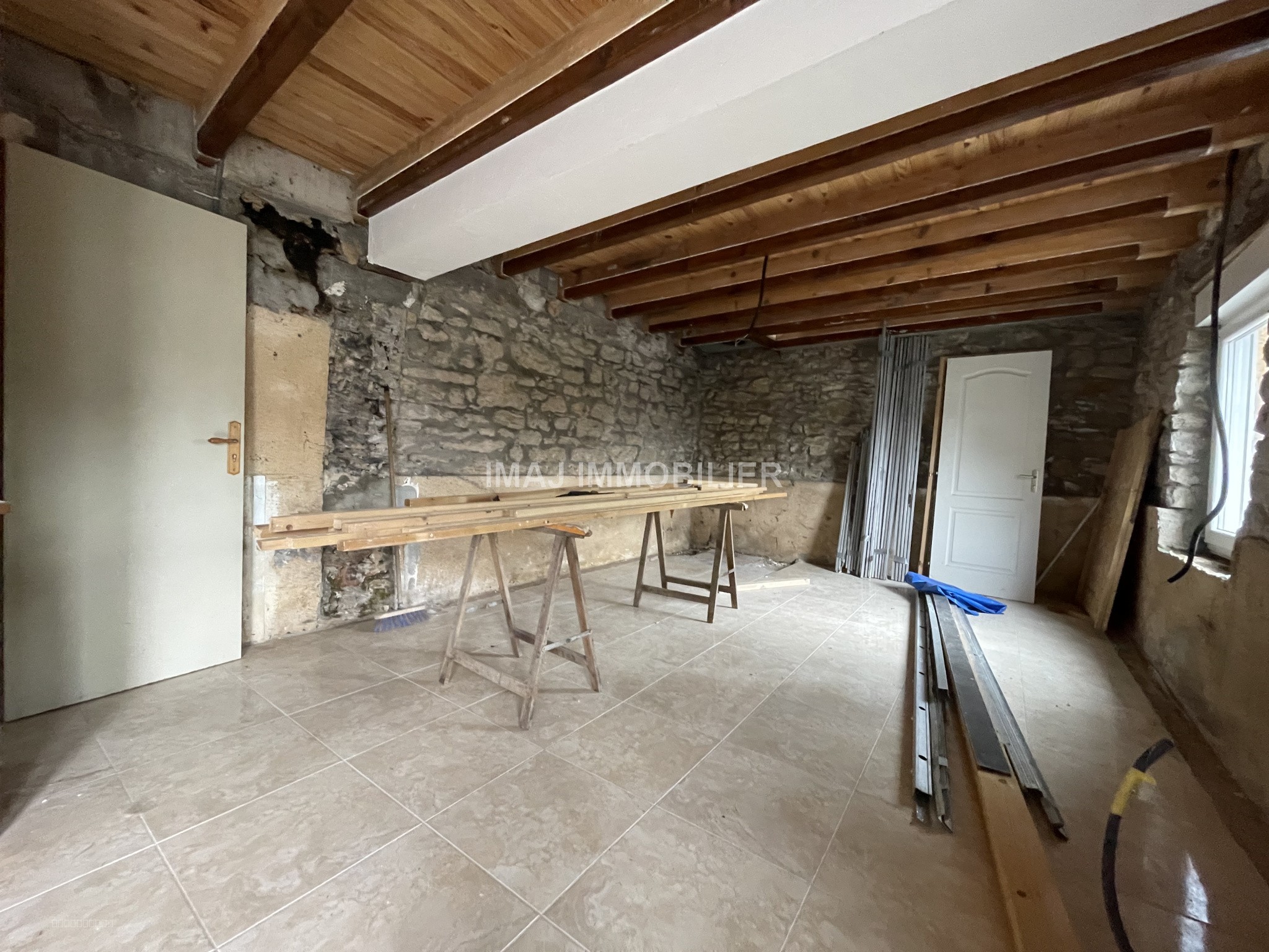 Maison - Vaxoncourt - 142 m2 — photo 2